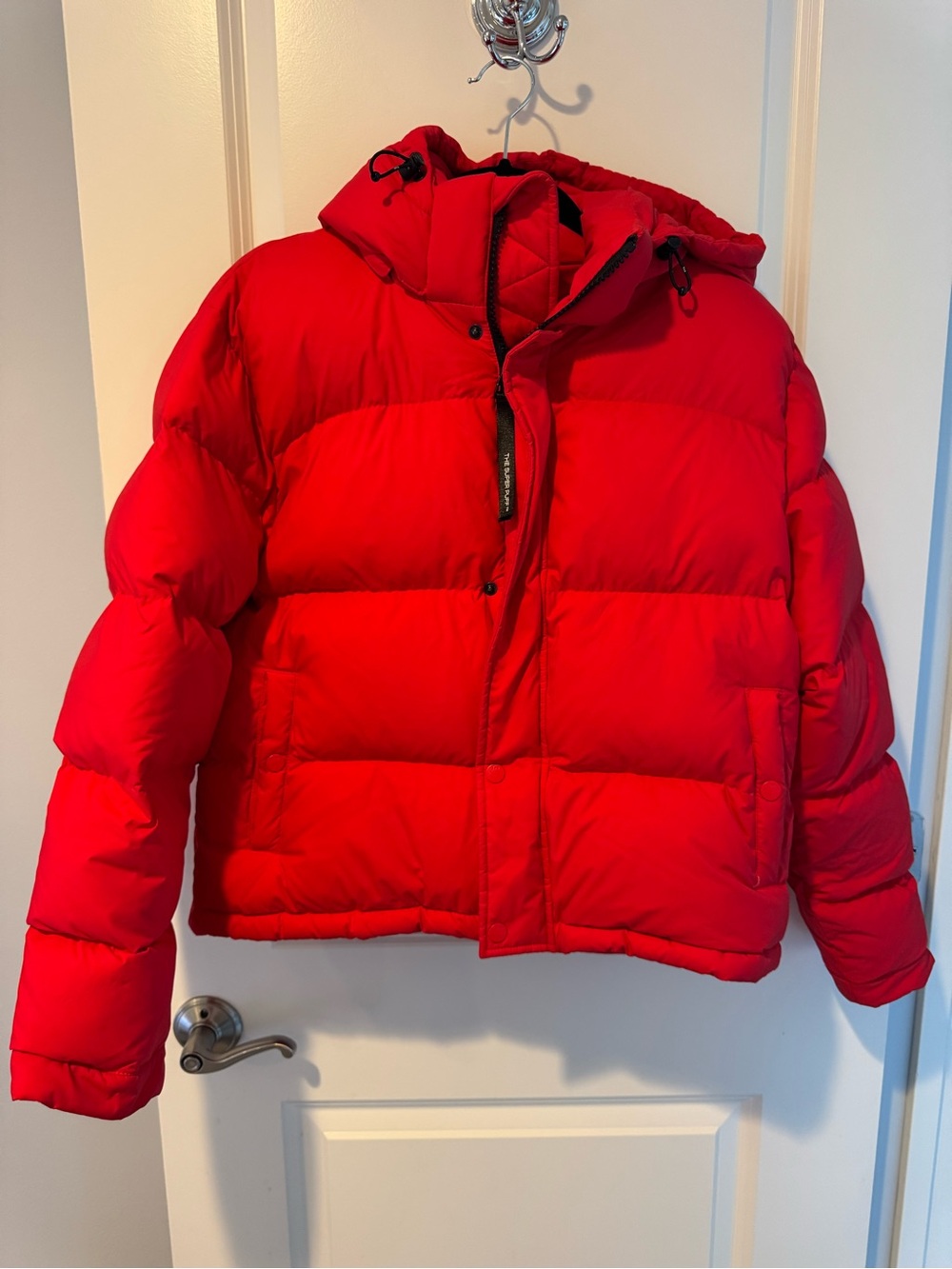 Aritzia Super Puff Shorty Cropped Red Puffer Jacket | M - Picture 5 of 9